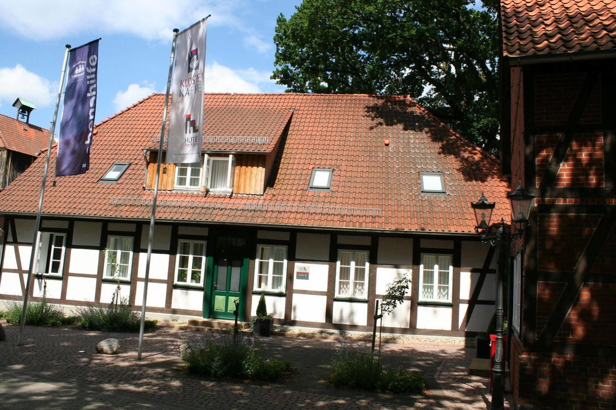 Hotel Am Kloster Wienhausen Bagian luar foto
